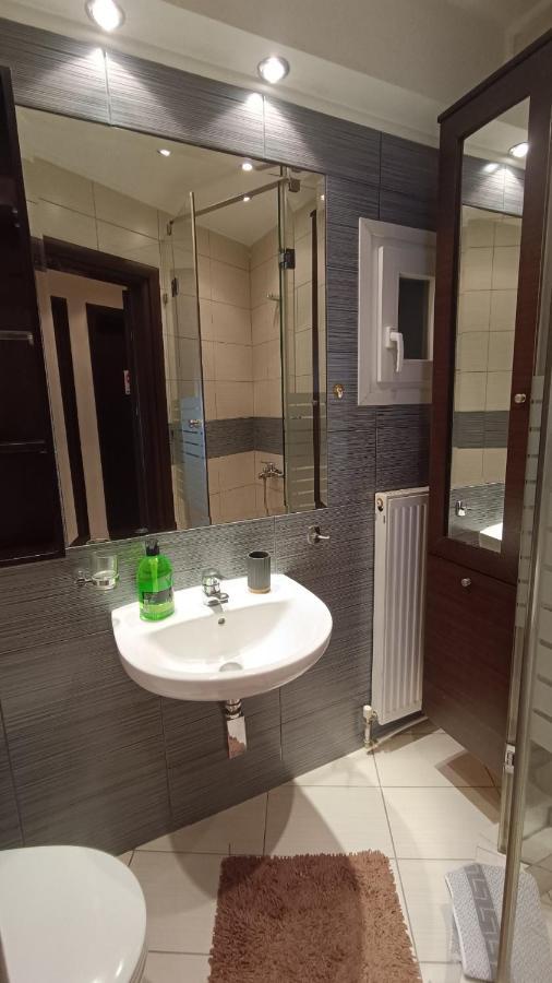 Central Sunny Apartment 테살로니키 외부 사진